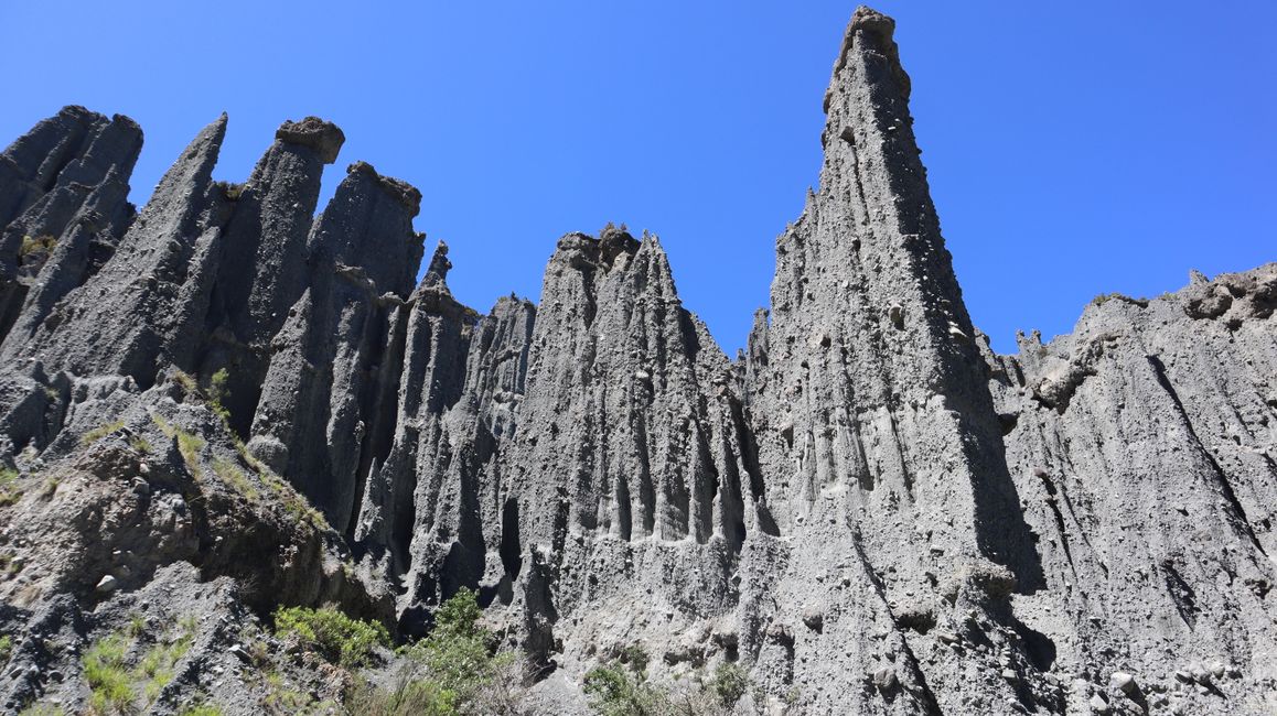 Putangirua Pinnacles 