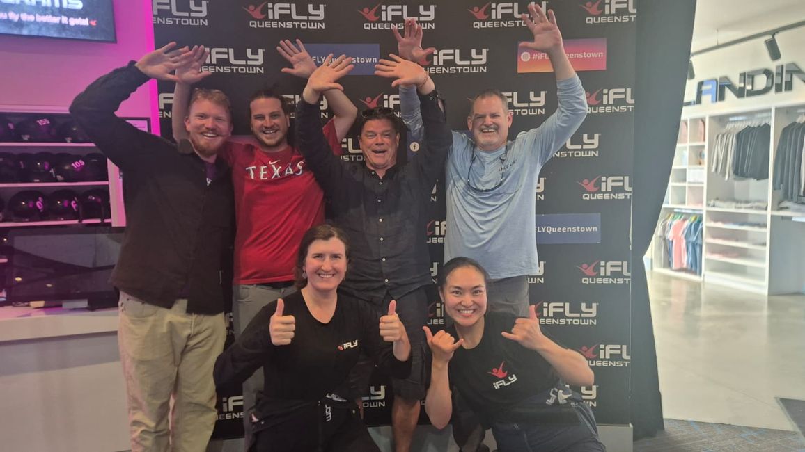 iFly Queenstown – James 🇳🇿Chris🇺🇸Ralph🇩🇪Eric🇺🇸