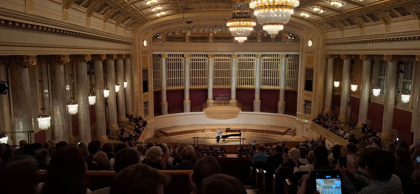 Konzert - Schaupiel - Kunst - Literatur - Religion - Ethnologie