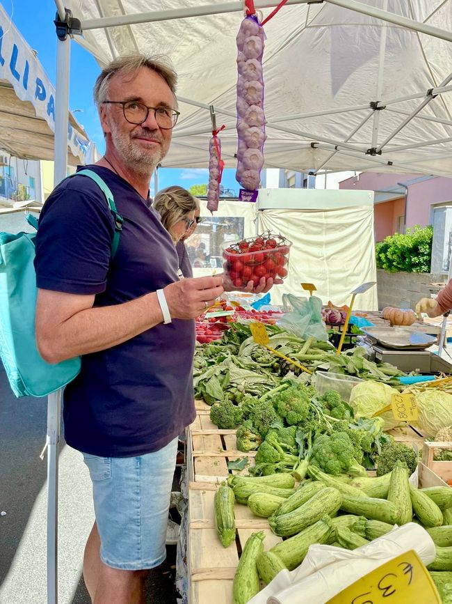 Die Tomaten hier sind zuckersüß.