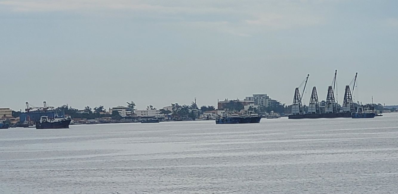 Jour 149 et 150 à 158 sur 175 : Luanda/Angola et neuf jours en mer