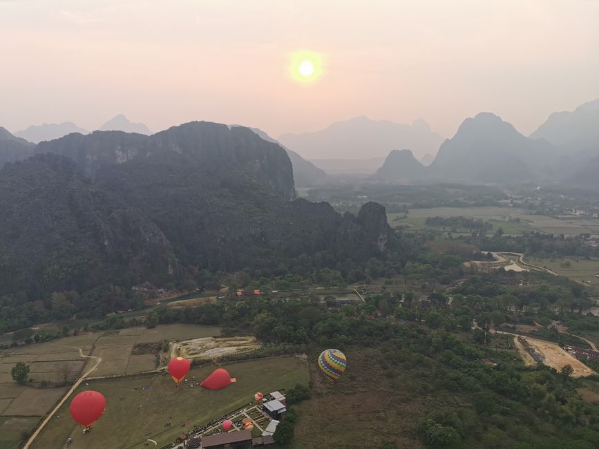 Continuing the journey to Vang Vieng - Hike to the Silver Cross Viewpoint and hot air balloon ride