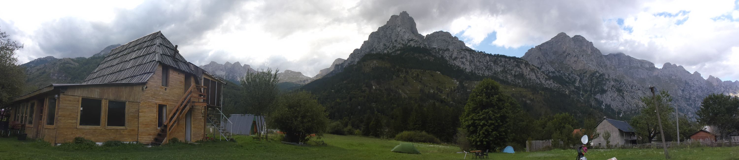 Camp/Gästehaus Bujtina2 spricht mich an