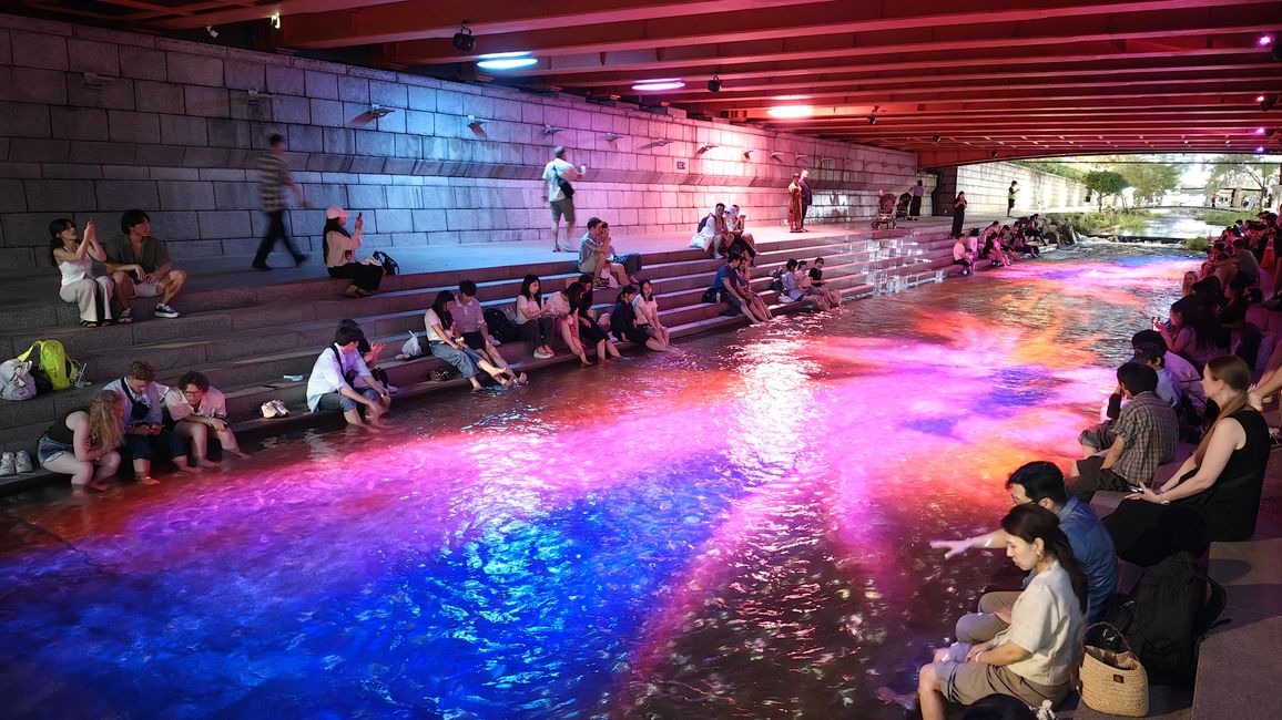 Cheonggyecheon Stream