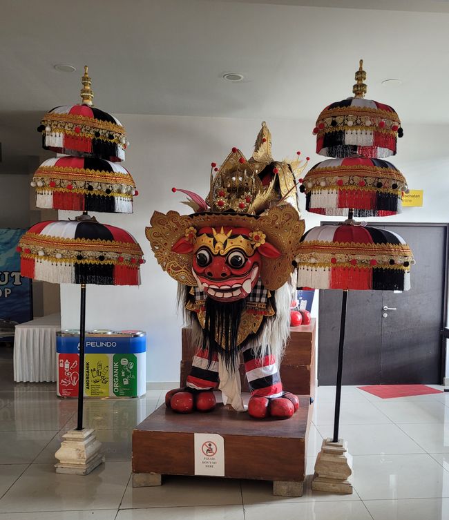 Jour 111 et 112 sur 175 : Croisière autour du monde - Benoa/Bali