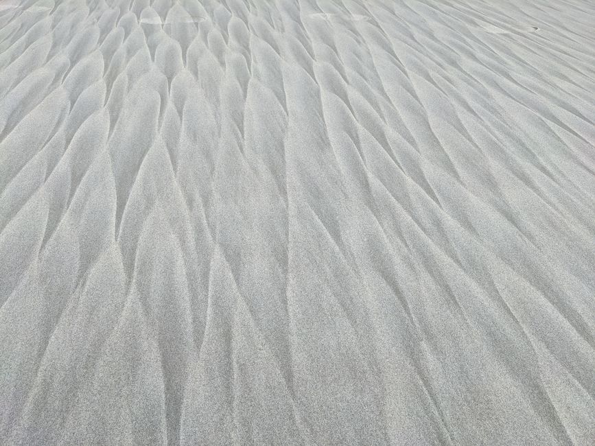 Schönes Muster im Sand
