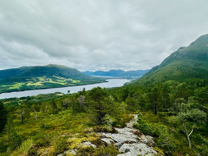 En la pista de los trolls: senderismo en Hustadvika