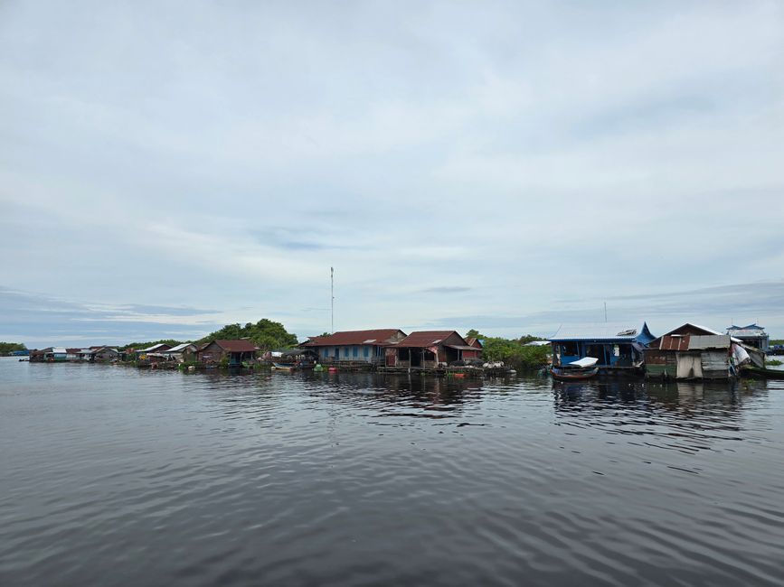 Von Siem Reap über den Tonle-Sap-See nach Battambang