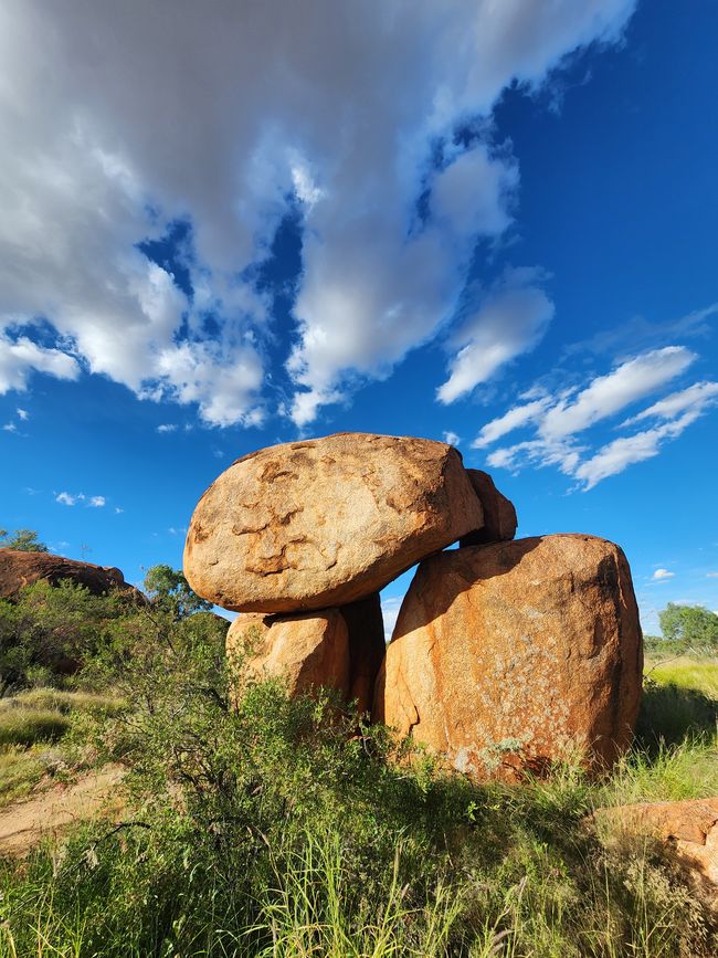 Tag 8, 2. Mai, Karlu Karlu