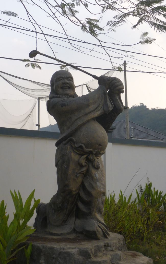 Bouddha joue au golf 😄