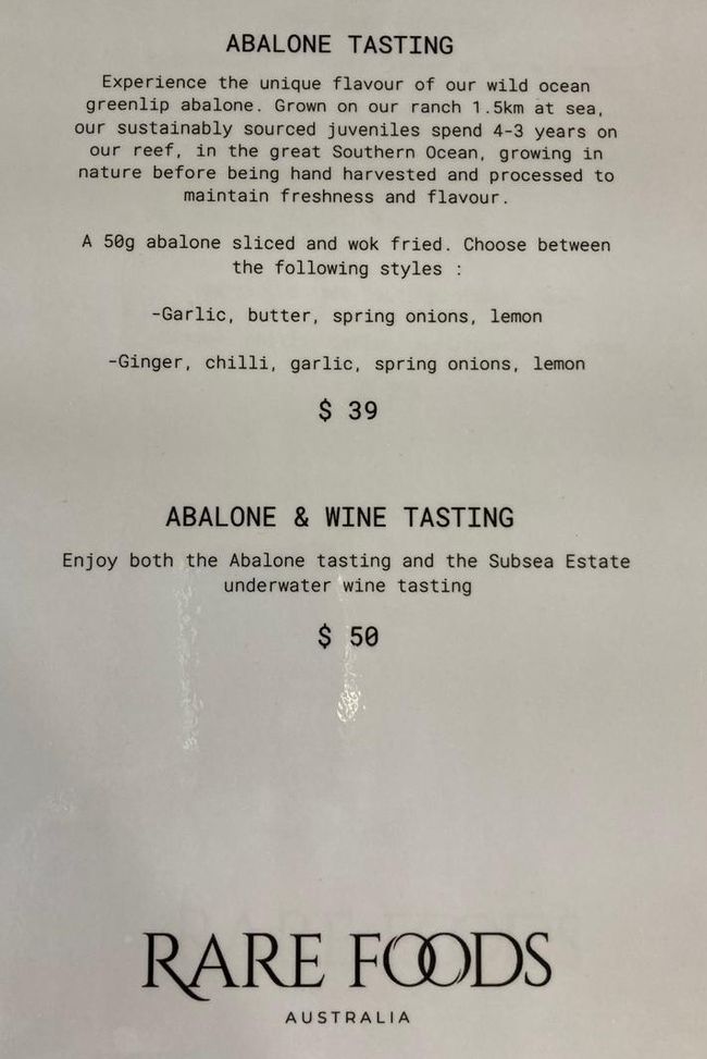 La degustazione di vini - con abalone verde selvatico ...