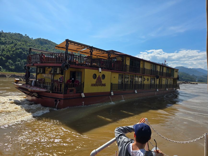 Auf dem Mekong von Luang Prabang nach Ban Houayxay