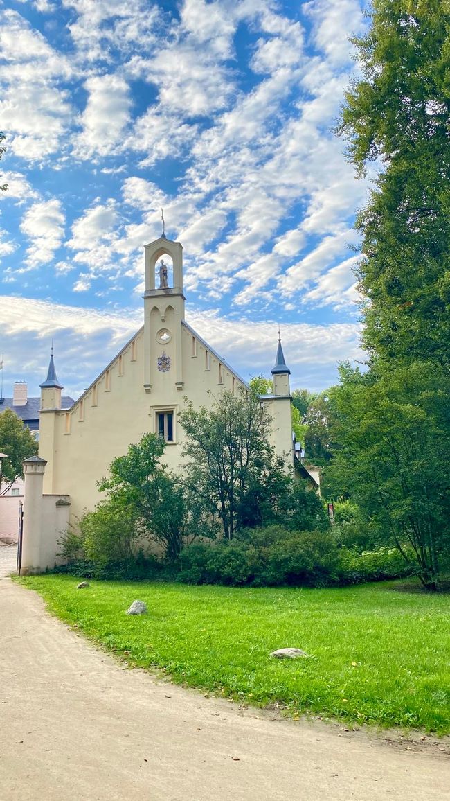 Where the prince rests and the soul takes a stroll