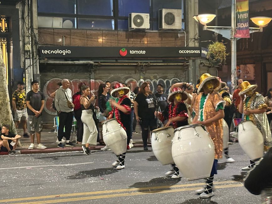 Todo el año es carnaval