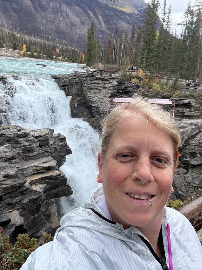 Tag 12 - 🏔️ Wasserfälle, Wetterkapriolen & Wellness – ein (fast) perfekter Tag in Jasper