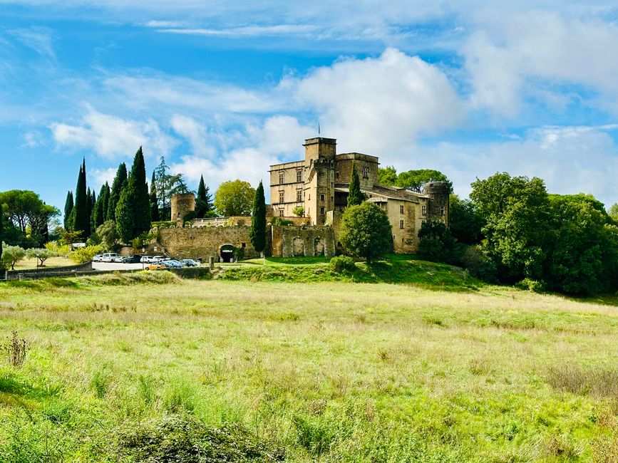 Lourmarin und sein Schloss