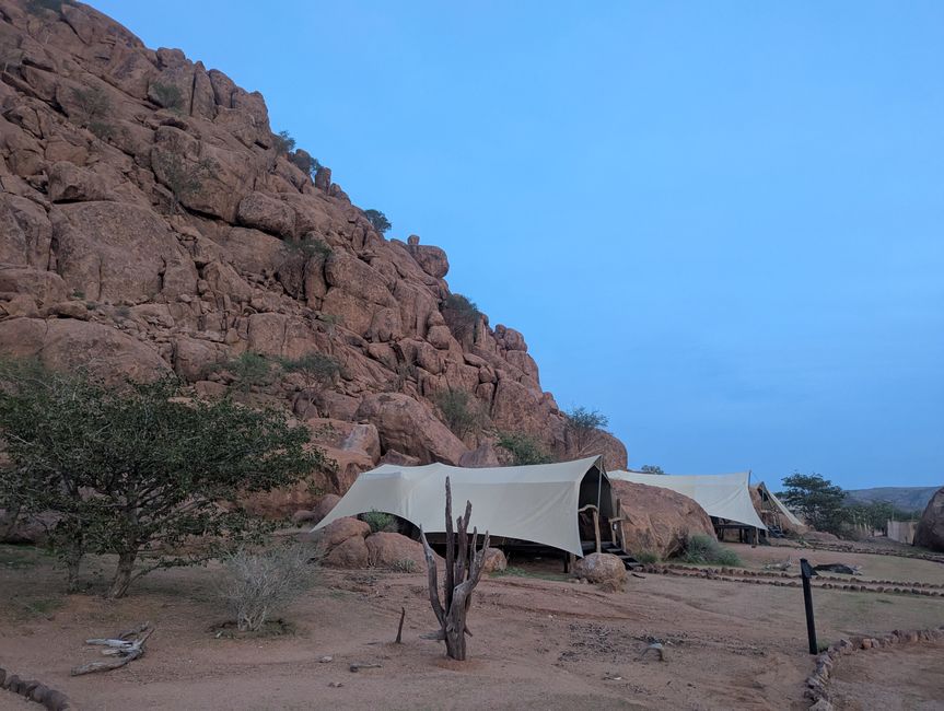 Damaraland Twyfelfontain Adventure Camp