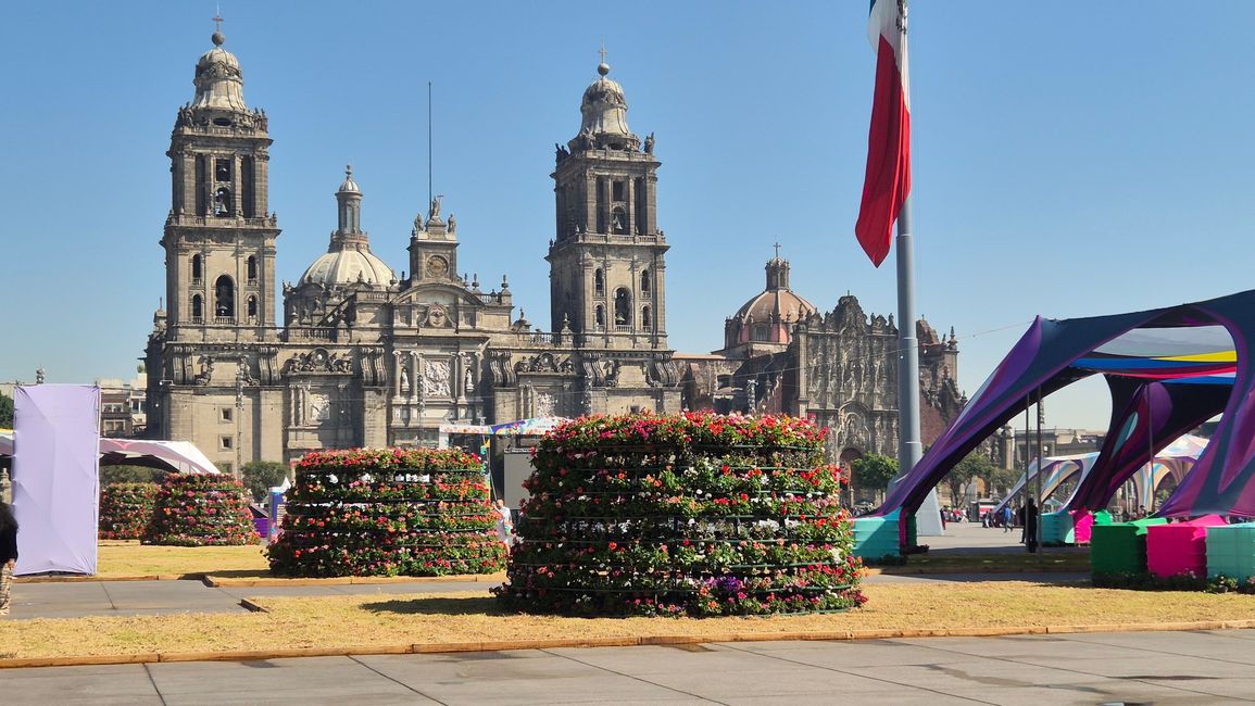 Zócalo y Catedral Metropolitana