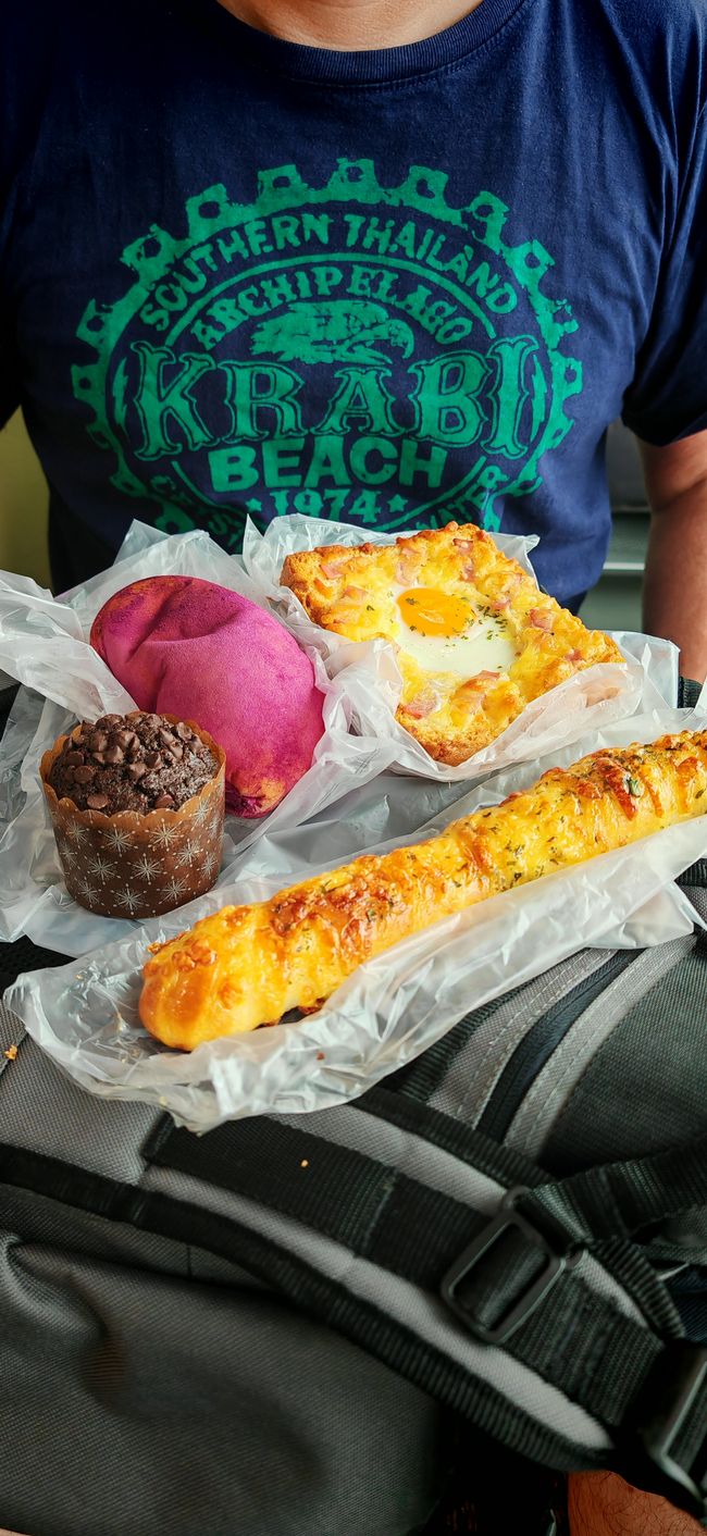 Frühstück am Flughafen 