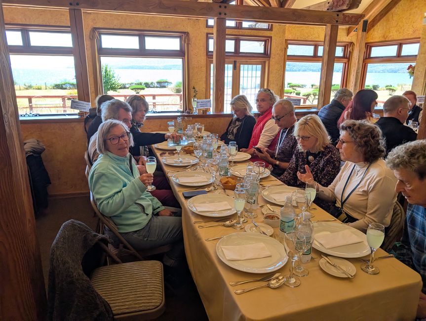 Pranzo con delizioso salmone