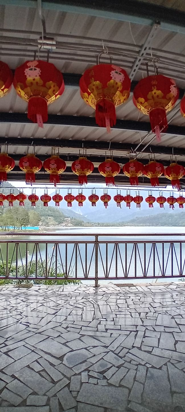 Liyu Lake