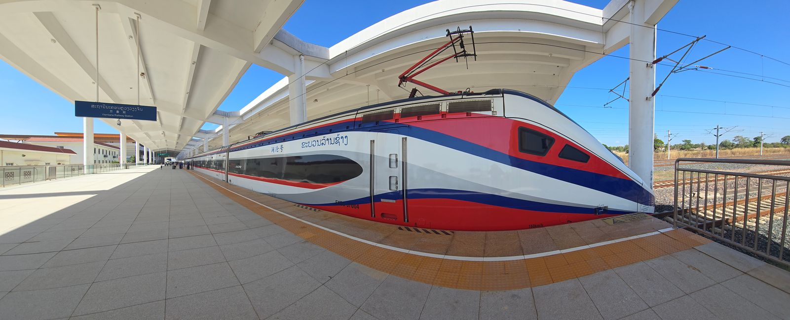 Con el tren rápido de Vientián a Luang Prabang