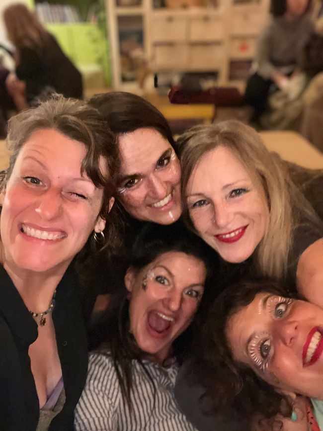 Fell in love with contact improv dancing ❤️