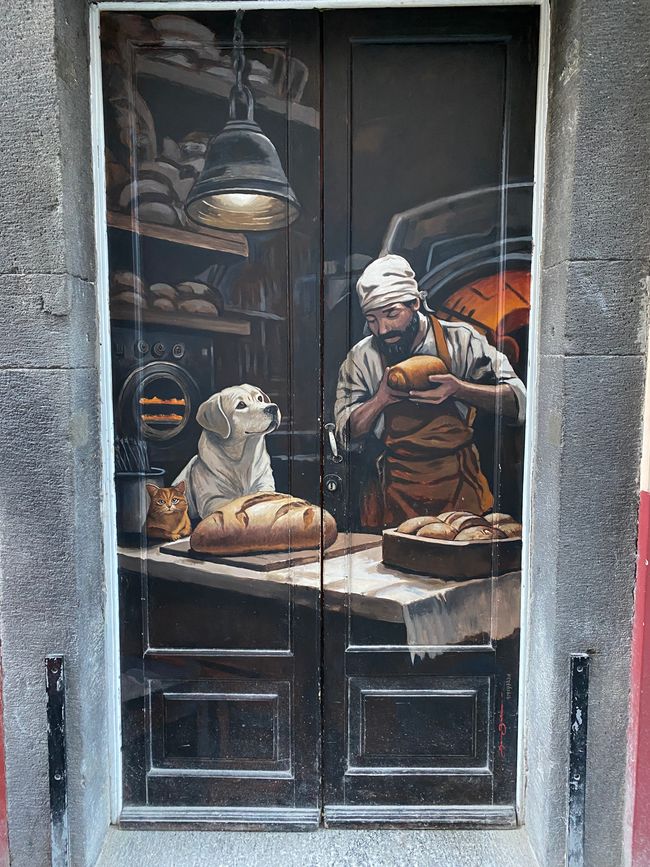 Eine Bäckerei hat diese Tür bekommen