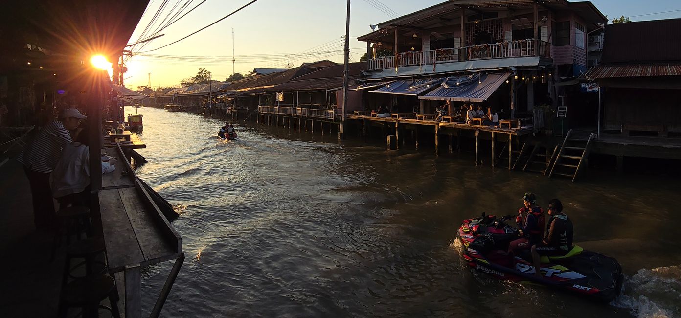 Amphawa!