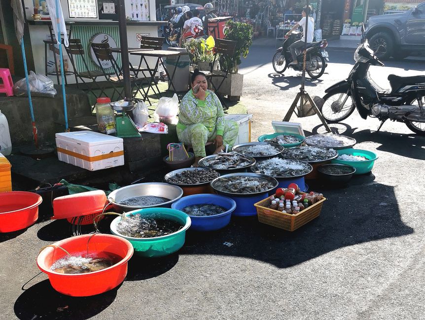 ... Russian Market, where you can find everything... Here, fresh seafood...