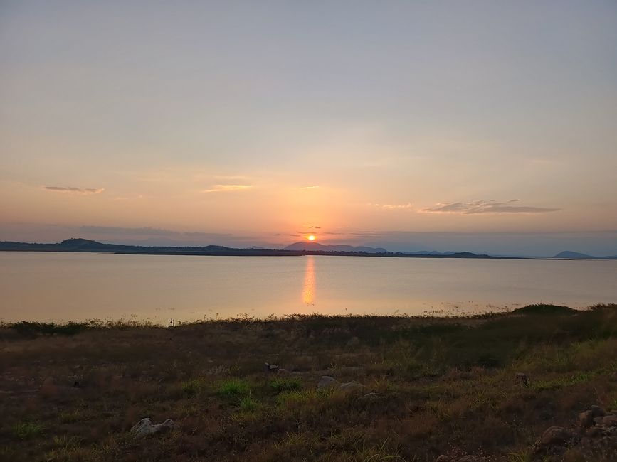 Ausflug mit den Lehrkräften an den Chicamba-See