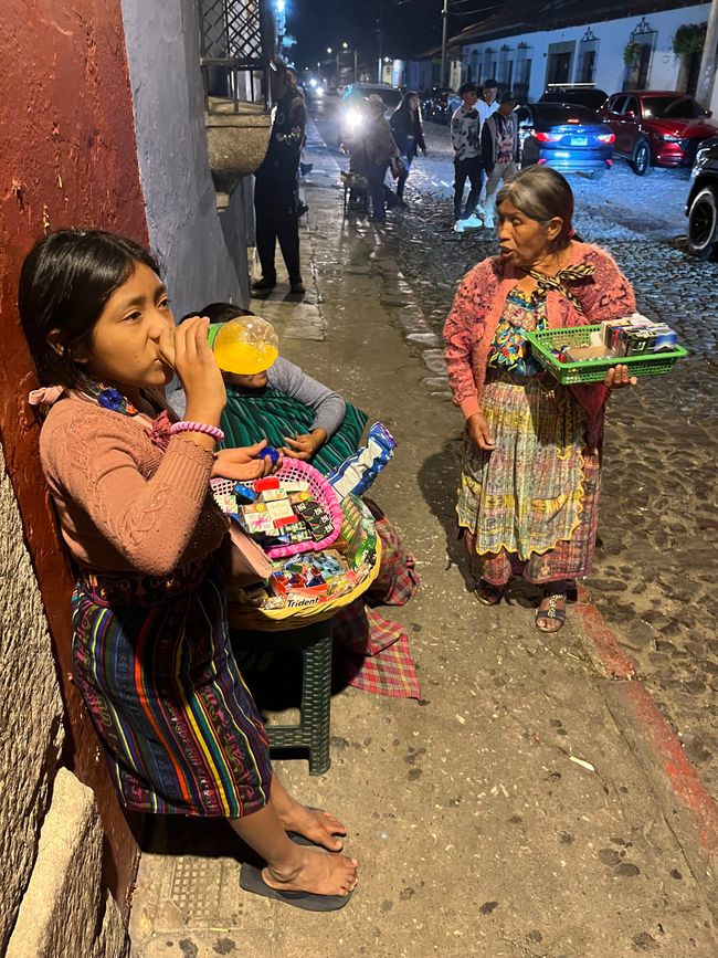 Fliegende Händler weit nach Mitternacht