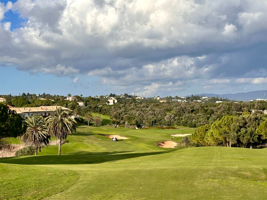 Ein perfekter Tag im Boavista Golf in Lagos