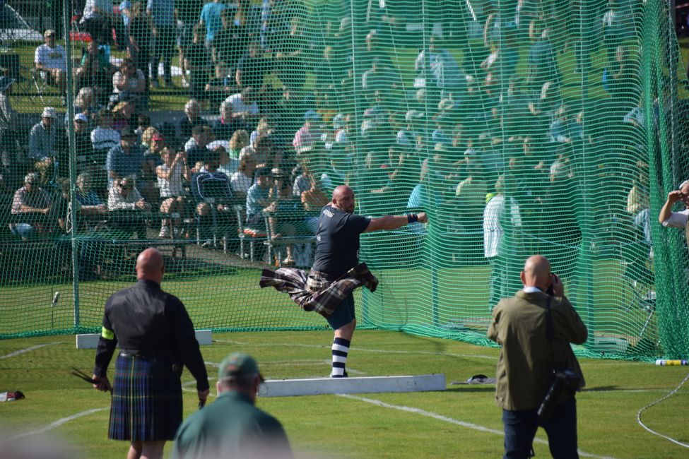 Strong Men, Pipes and Drums