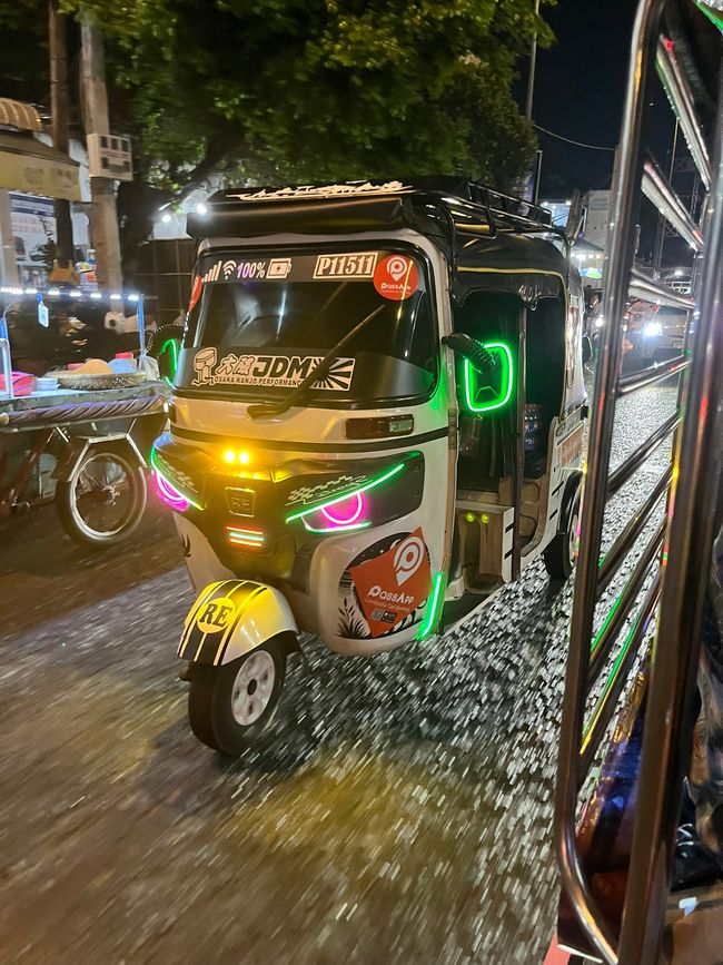 Phnom Penh, Tuk-Tuk