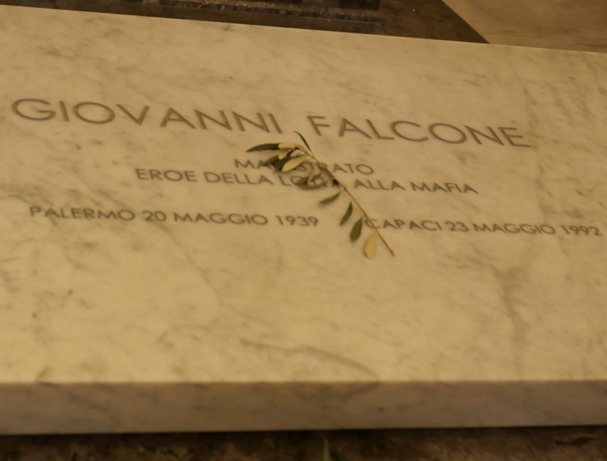 Gravestone for Judge Falcone in the Basilica of San Domenico 