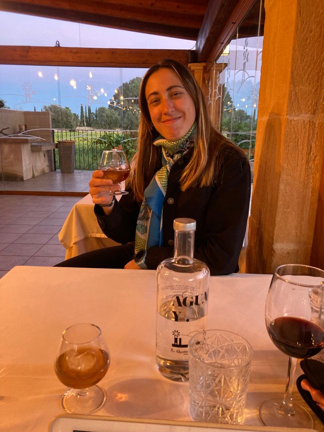 der Tag klingt mit Elodie aus der Schweiz aus 