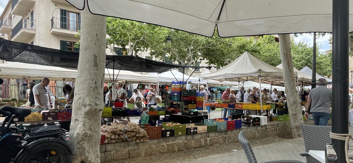 Markt auf dem Plaça de la Vila, Alaró