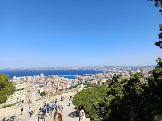 Marseille 
Hop on Hop off und zu Fuß