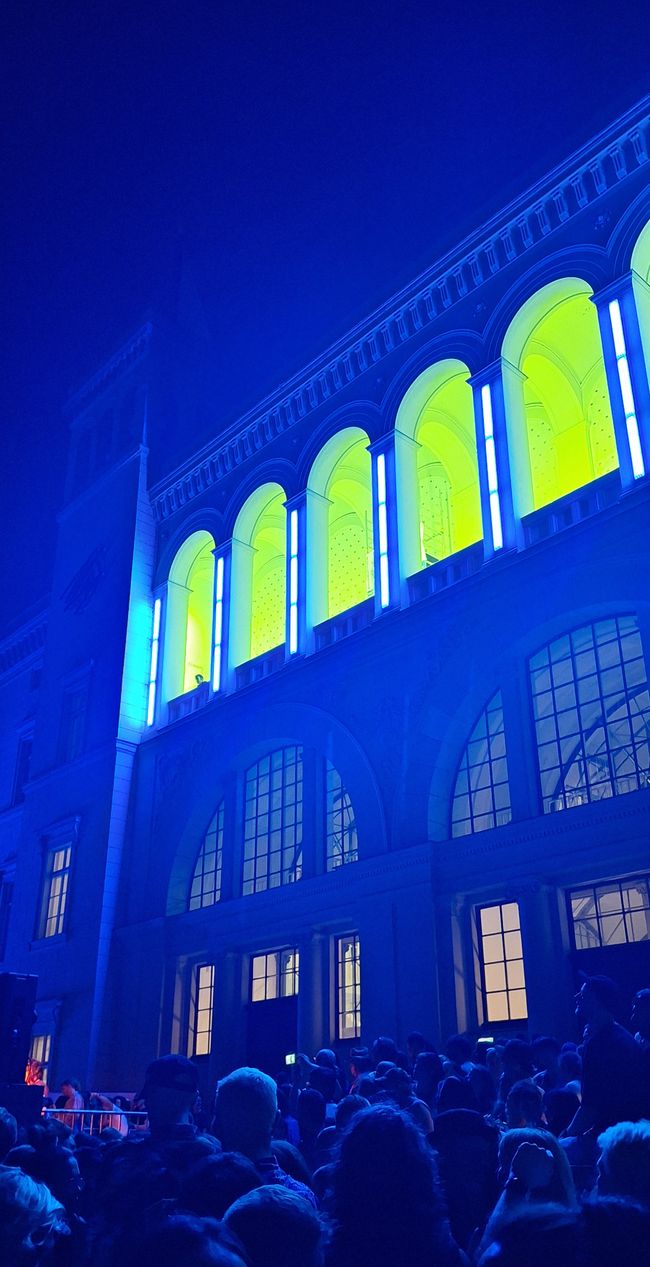 Rave Hamburger Bahnhof