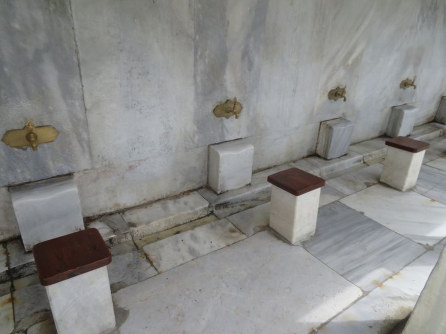 Mosquée Bleue - Lavage rituel