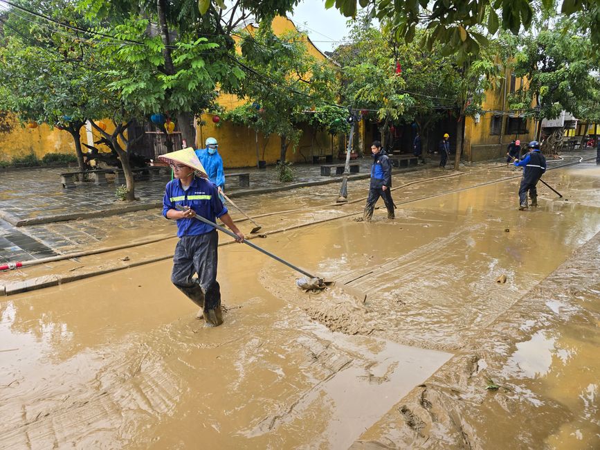 Hoi An - les travaux de nettoyage ont commencé