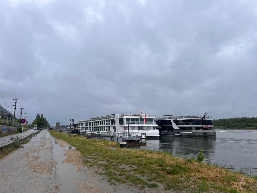 14 nach Krems