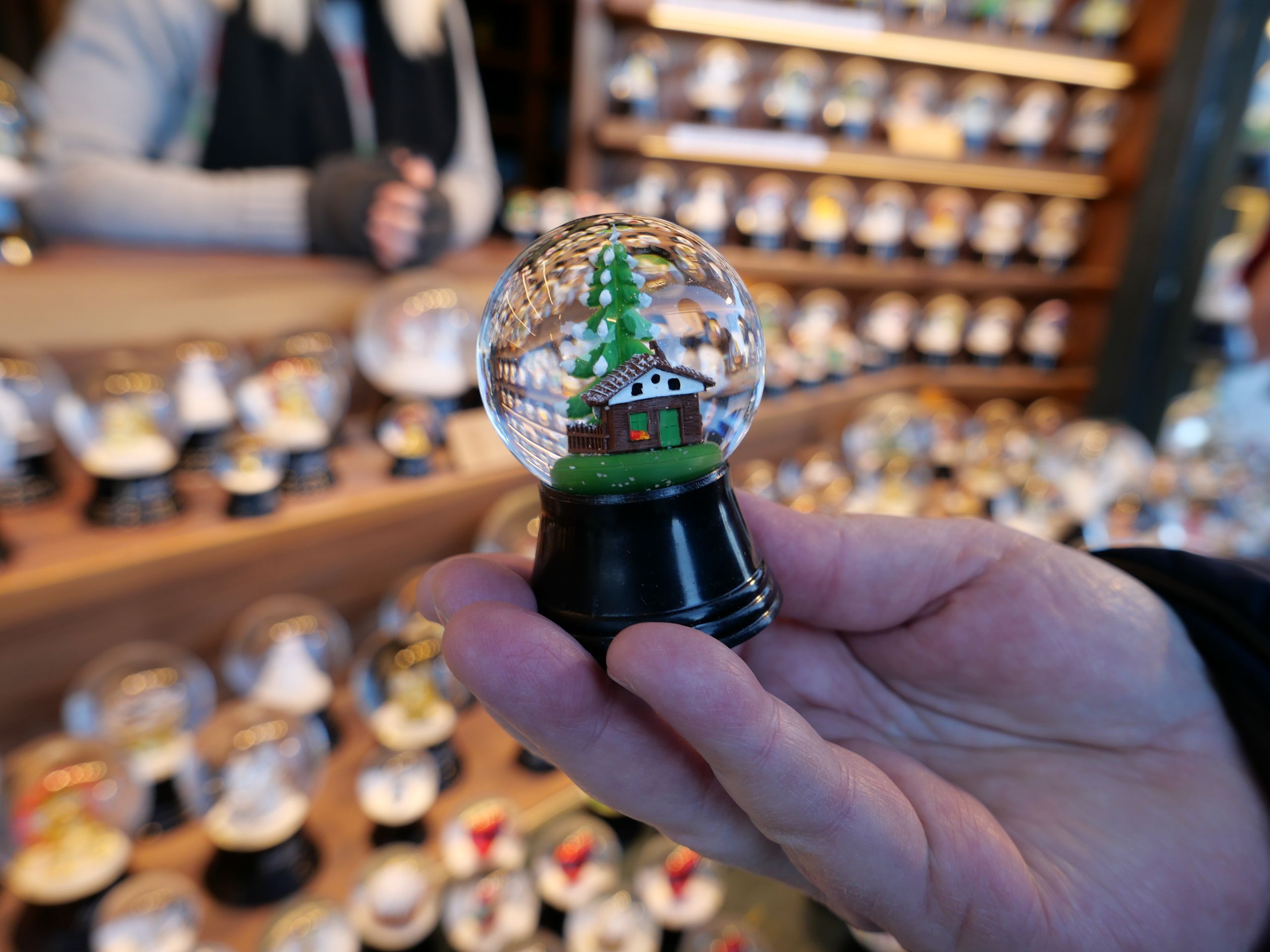 2024 - Vienna - Original Viennese Snow Globe Manufactory