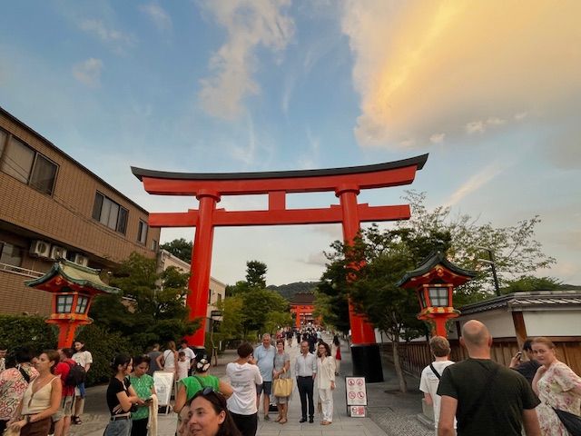 10.000 Turisti o 10.000 Torii