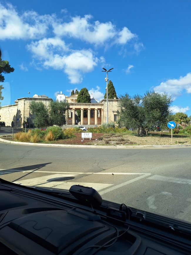 Weiterfahrt nach Alberobello, Apulien