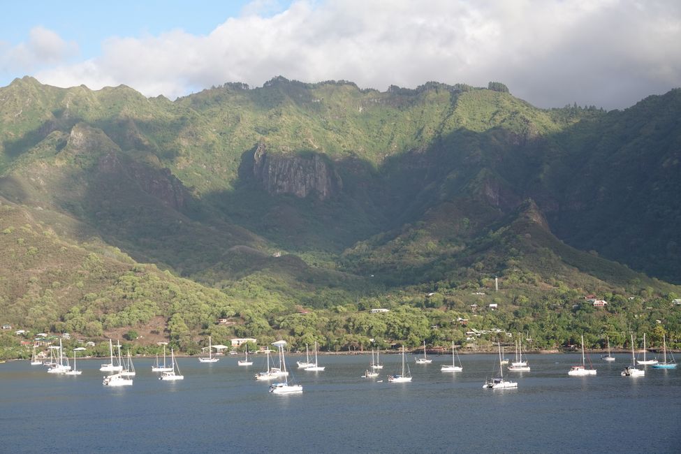 Alba su Bora Bora