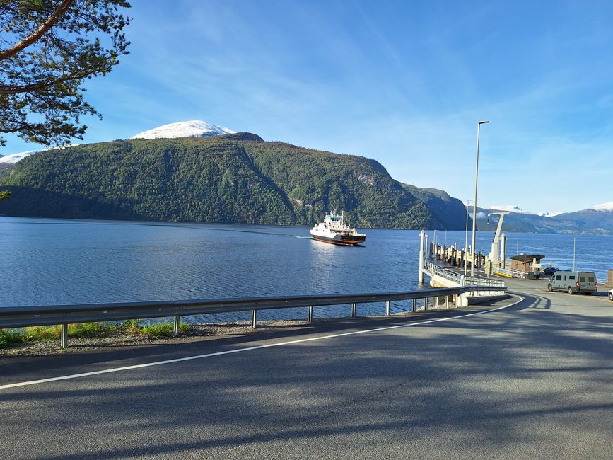 Fähre nach Eidsdal