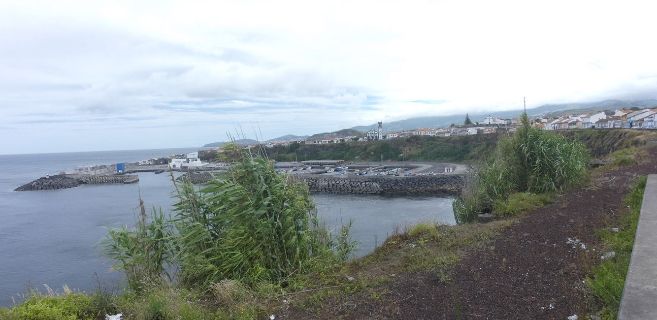 An der Nordküste Rabo de Peixe