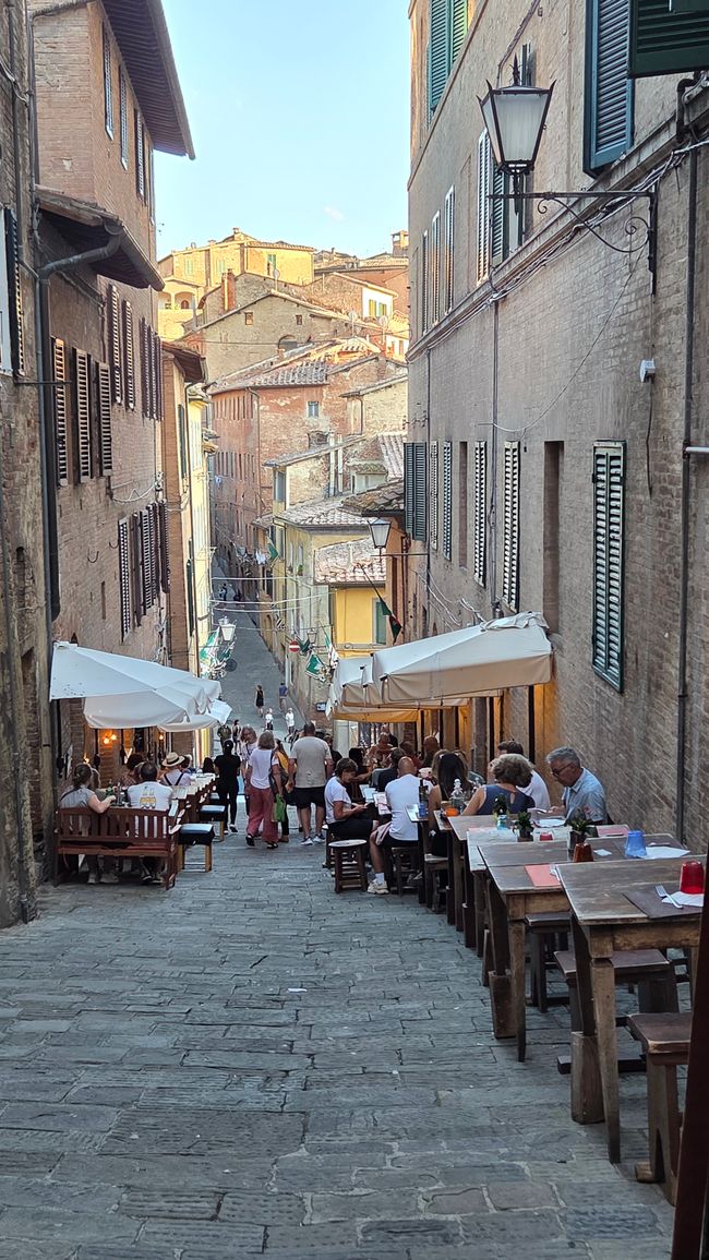 Vicolo a Siena